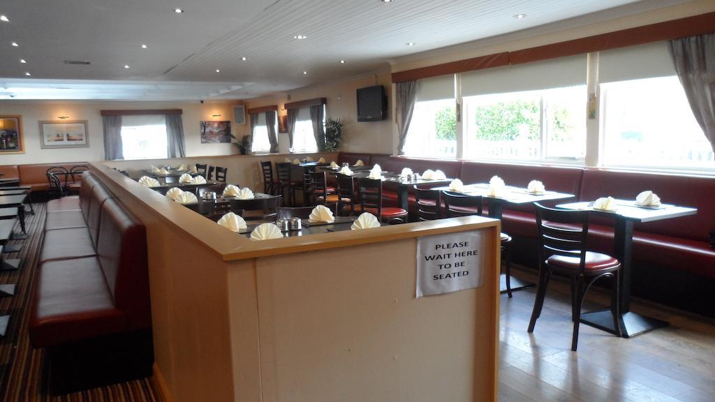 Campsie Glen Holiday Park Fintry エクステリア 写真
